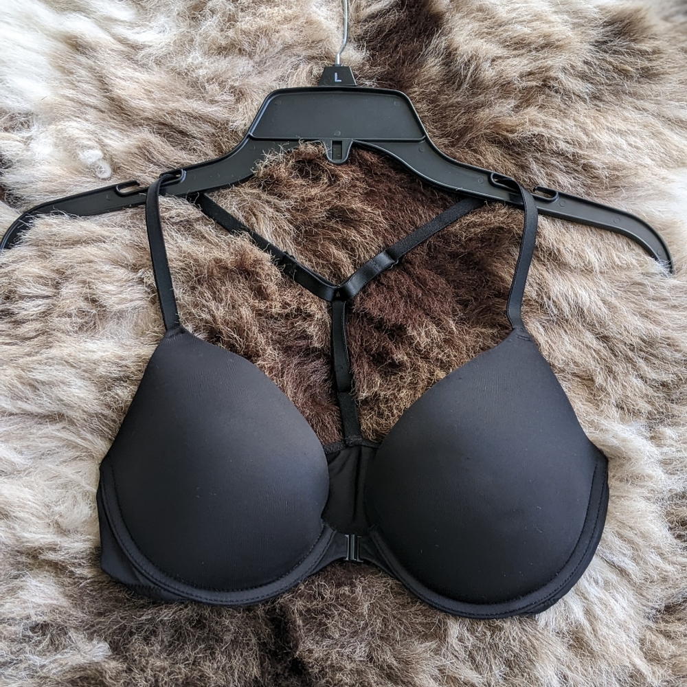 Victoria's Secret PINK Wear Everywhere Pushup racerback bra